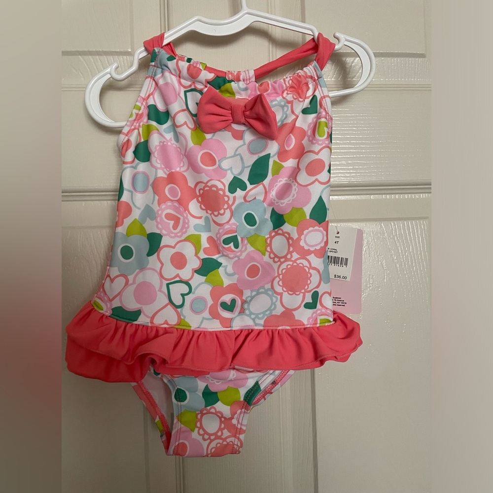 Brand new:one piece swimsuit from a smoke free home